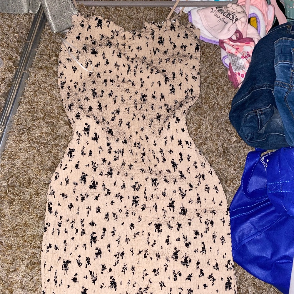 BODYCON DRESS !